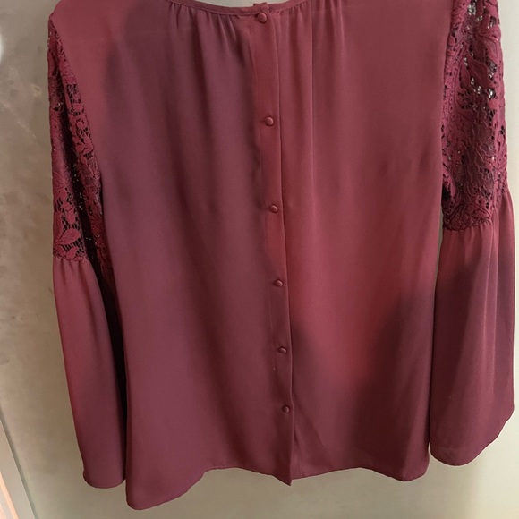 Chelsea 28 Burgundy Lace Inset Sleeve Blouse, Size S - Picture 3 of 4